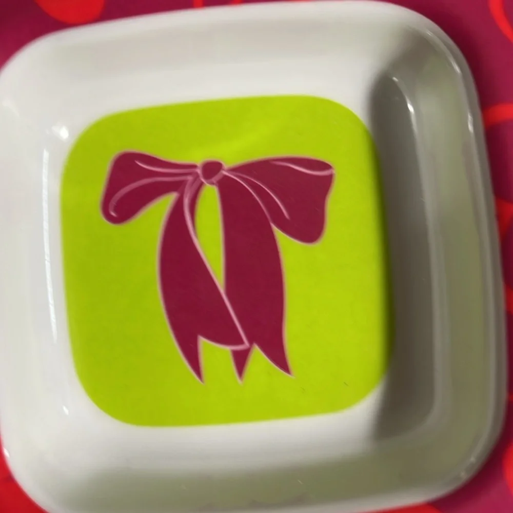 Divided plate from Fresh Decor Valentines NWT - Picture 6 of 7